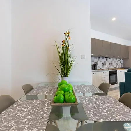 Ha2- Modern And Spacious 3 Bedroom