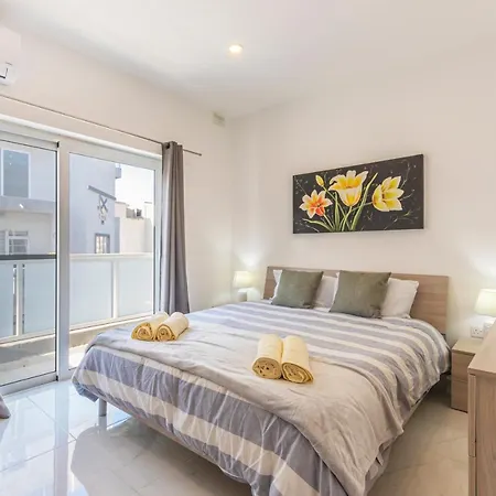 Ha2- Modern And Spacious 3 Bedroom San Ġwann